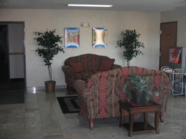 Quality Inn & Suites Metropolis I-24 Bagian luar foto